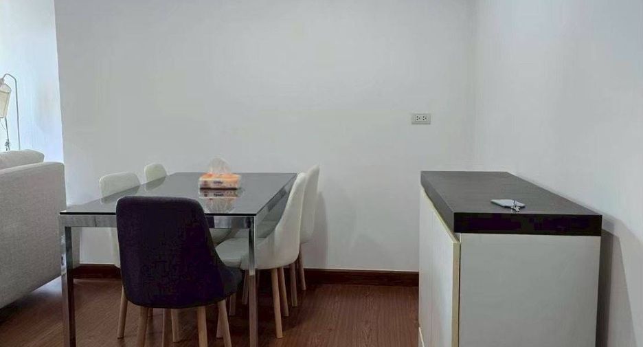 For rent 1 bed condo in Huai Khwang, Bangkok