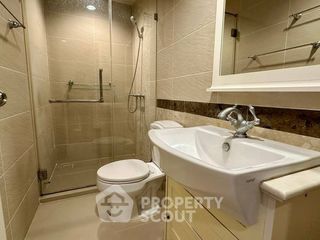 For rent 2 bedrooms condo in Phaya Thai, Bangkok