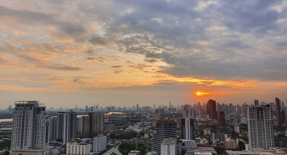 For rent 1 bed condo in Khlong Toei, Bangkok