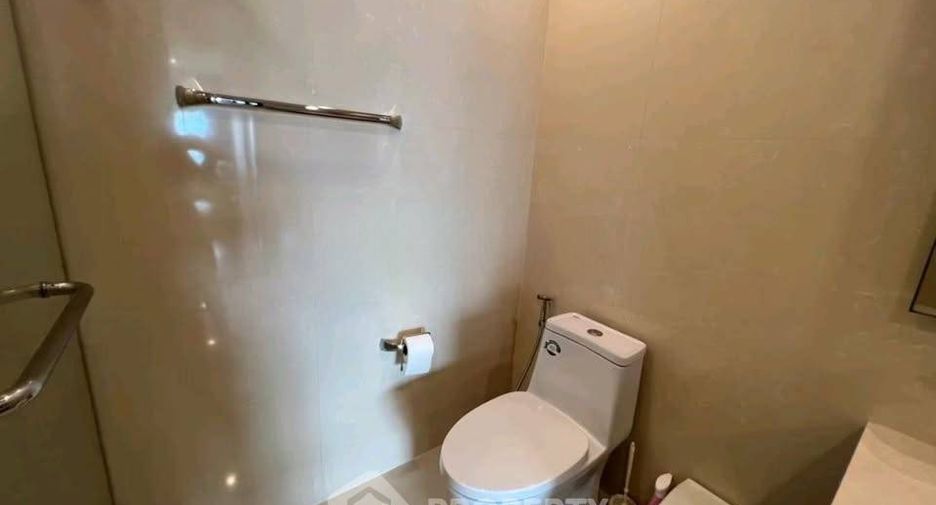 Wohnung zur Miete mit 2 Zimmer in Khlong Toei, Bangkok