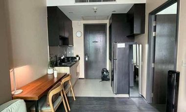 Condo en alquiler de 1 habitaciones en Khlong Toei, Bangkok
