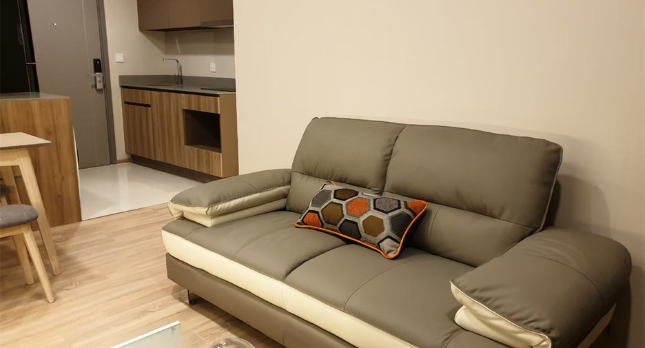 For rent 2 bedrooms condo in Suan Luang, Bangkok