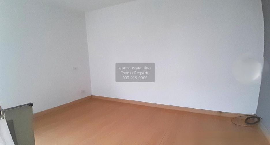 Casa adosada en venta de 3 habitaciones en Sai Mai, Bangkok