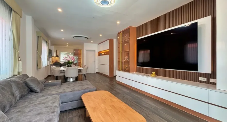 For sale 3 bedrooms house in Bang Lamung, Chonburi