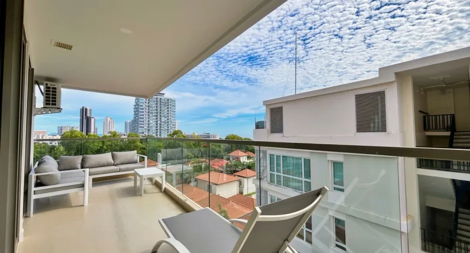 Wohnung zum Kauf mit 2 Zimmer in Bang Lamung, Chonburi