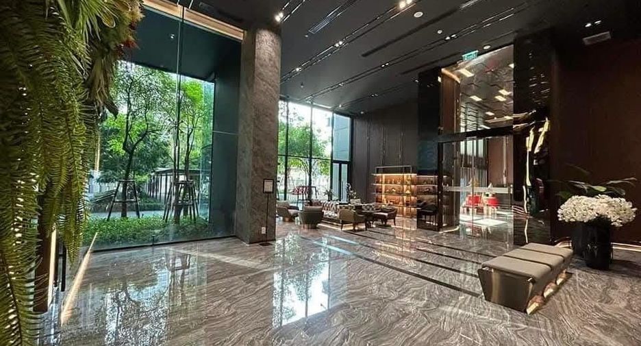 For rent 1 bed condo in Huai Khwang, Bangkok
