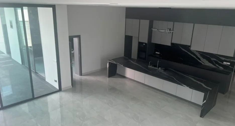 For sale 6 bedrooms villa in Bang Lamung, Chonburi