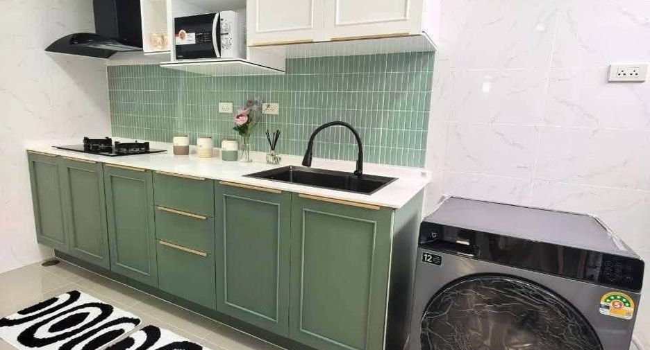 For rent 3 bedrooms townhouse in Bang Phli, Samut Prakan