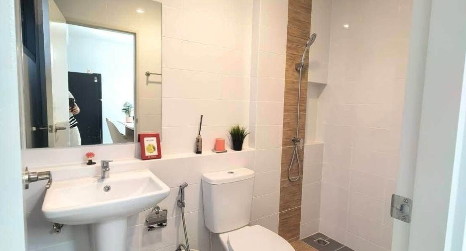 For rent 3 bedrooms townhouse in Bang Phli, Samut Prakan