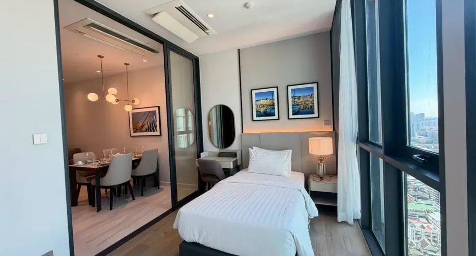 For rent 2 bedrooms apartment in Sathon, Bangkok