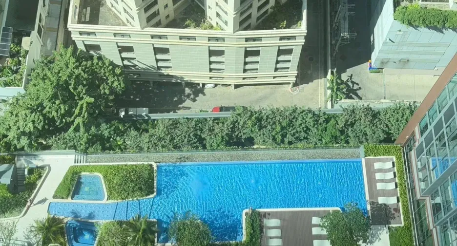 For rent 2 bedrooms apartment in Sathon, Bangkok