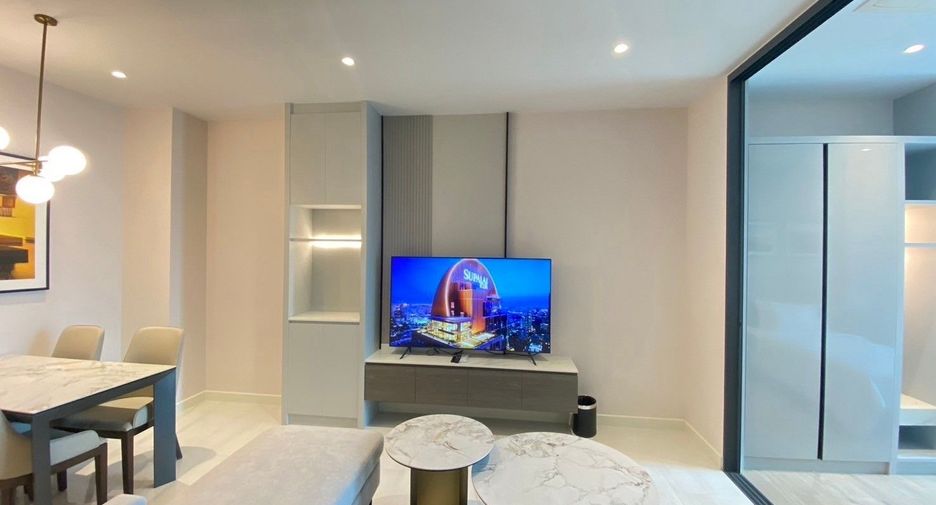 For rent 2 bedrooms apartment in Sathon, Bangkok