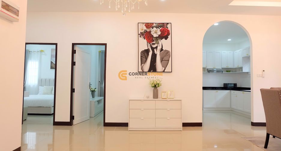 Casa en alquiler de 3 habitaciones en Bang Lamung, Chonburi