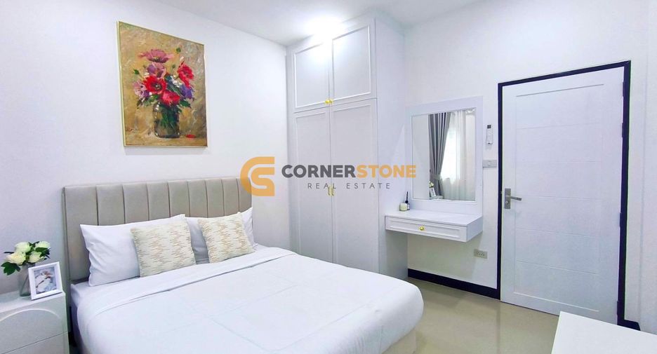 Casa en alquiler de 3 habitaciones en Bang Lamung, Chonburi