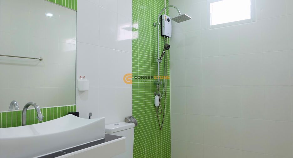 Casa en alquiler de 3 habitaciones en Bang Lamung, Chonburi