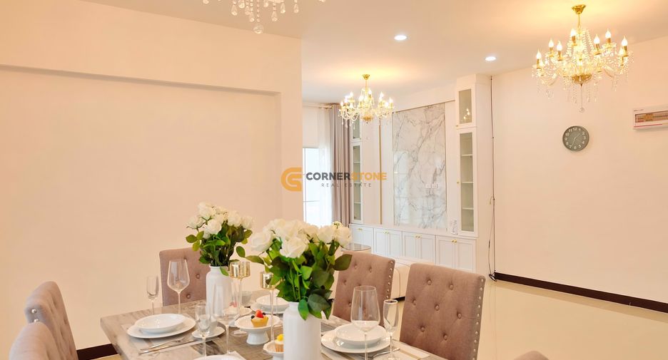 Casa en alquiler de 3 habitaciones en Bang Lamung, Chonburi