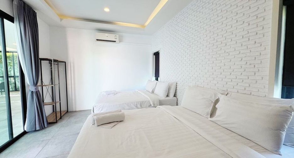 For rent 4 bedrooms villa in Hua Hin, Prachuap Khiri Khan