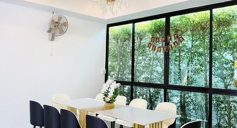 For rent 4 bedrooms villa in Hua Hin, Prachuap Khiri Khan