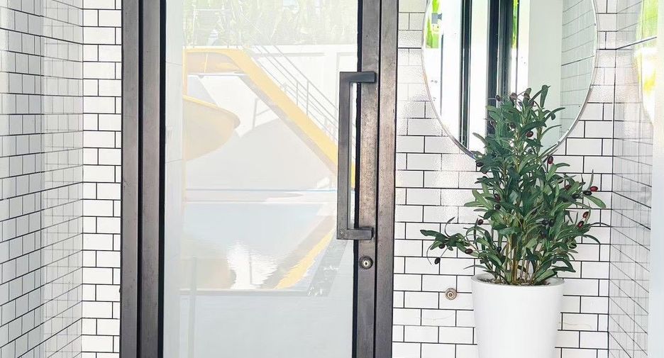 For rent 4 bedrooms villa in Hua Hin, Prachuap Khiri Khan