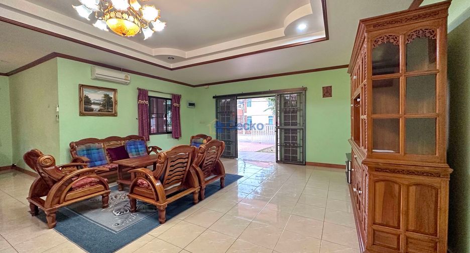 出租 3 卧室 独立屋 在 Bang Lamung, Chon Buri