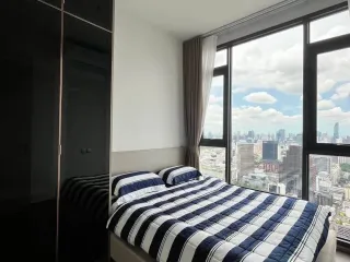 For rent 2 bedrooms condo in Ratchathewi, Bangkok