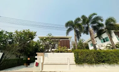 À vendre 4 chambres villa à Hang Dong, Chiang Mai