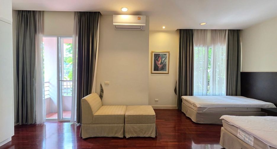 For rent 2 bedrooms house in Wang Thonglang, Bangkok