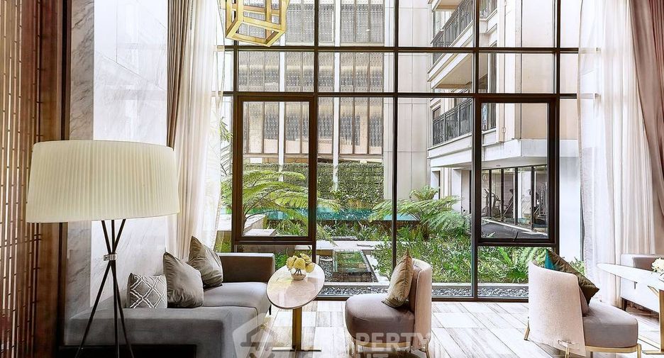 For sale 2 bedrooms condo in Pathum Wan, Bangkok