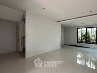 For sale 4 bedrooms house in Bang Khun Thian, Bangkok