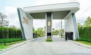 For rent 3 bedrooms townhouse in Bang Phli, Samut Prakan