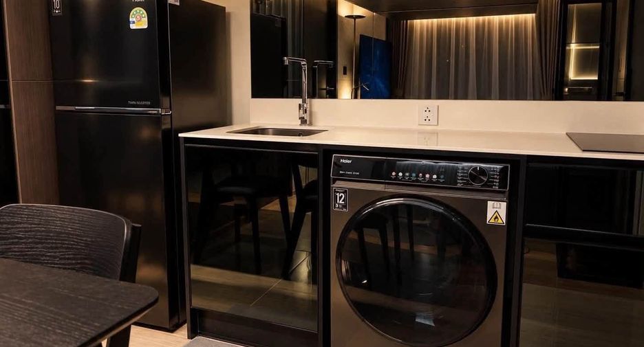 For rent 1 bed condo in Phaya Thai, Bangkok