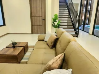 Casa en alquiler de 3 habitaciones en Phra Khanong, Bangkok