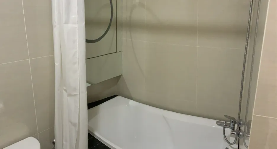 For rent 1 bed condo in Khlong Toei, Bangkok