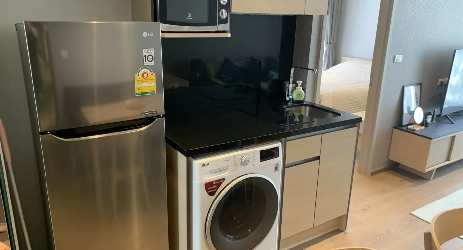 For rent 1 bed condo in Khlong Toei, Bangkok