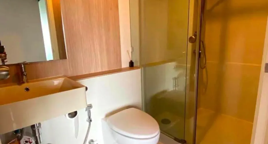 Wohnung zur Miete mit 1 Zimmer in Chom Thong, Bangkok