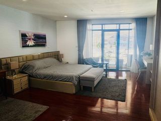 For rent 4 bedrooms condo in Sathon, Bangkok