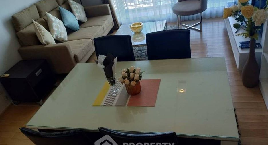 For rent 2 bedrooms condo in Khlong Toei, Bangkok