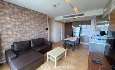 For rent 2 bedrooms condo in Khlong Toei, Bangkok