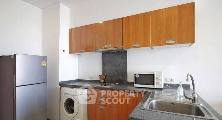 For rent 1 bed condo in Khlong San, Bangkok