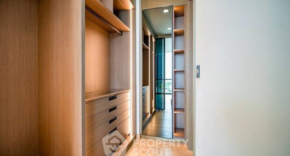 For rent 2 bedrooms condo in Watthana, Bangkok