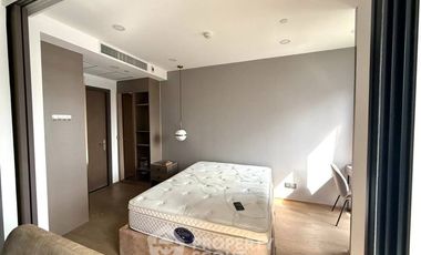 Wohnung zur Miete mit 1 Zimmer in Bang Rak, Bangkok