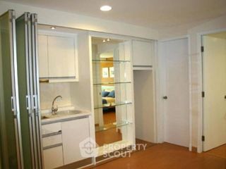 For rent 1 bed condo in Bang Rak, Bangkok
