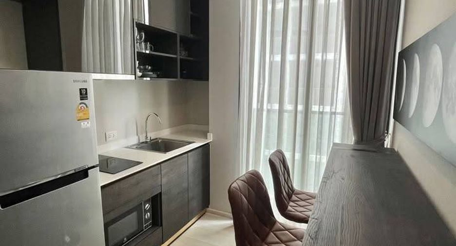 For rent 1 bed condo in Pathum Wan, Bangkok