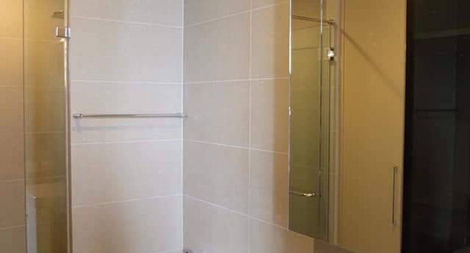Wohnung zur Miete mit 1 Zimmer in Pathum Wan, Bangkok