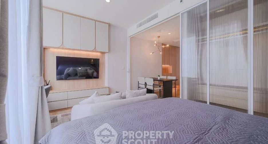 For rent 1 bed condo in Watthana, Bangkok