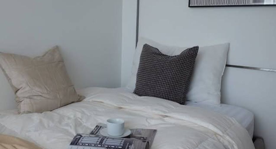 For rent 2 bedrooms condo in Sathon, Bangkok