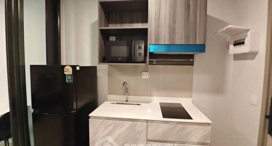 For rent 1 bed condo in Phra Khanong, Bangkok