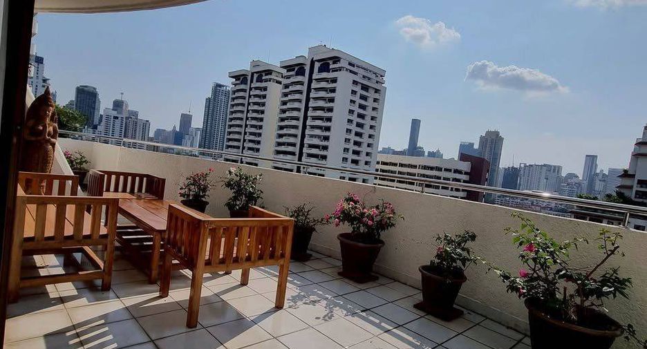Condo en alquiler de 2 habitaciones en Watthana, Bangkok