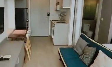Wohnung zur Miete mit 1 Zimmer in Bang Rak, Bangkok