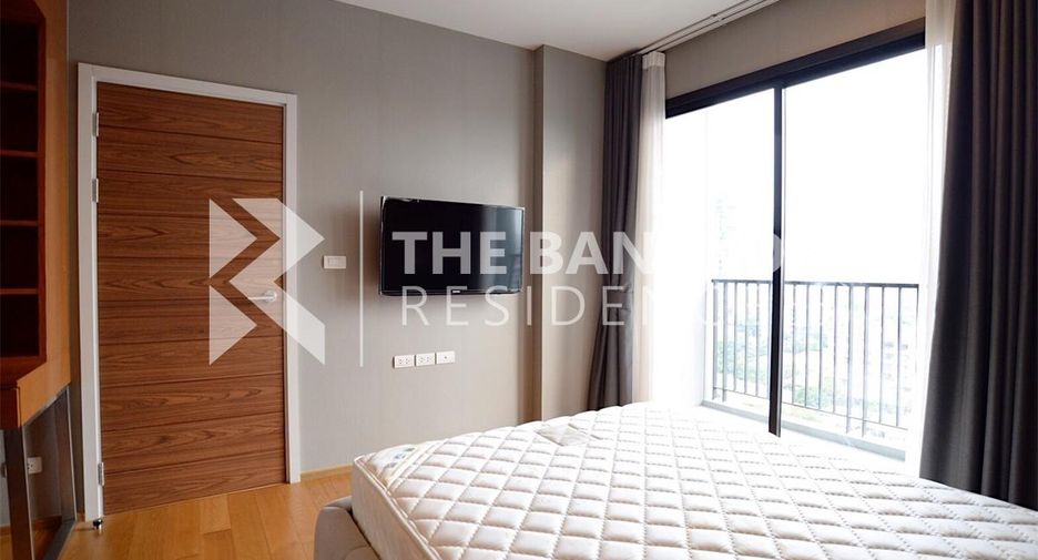 For rent 2 bedrooms condo in Phaya Thai, Bangkok